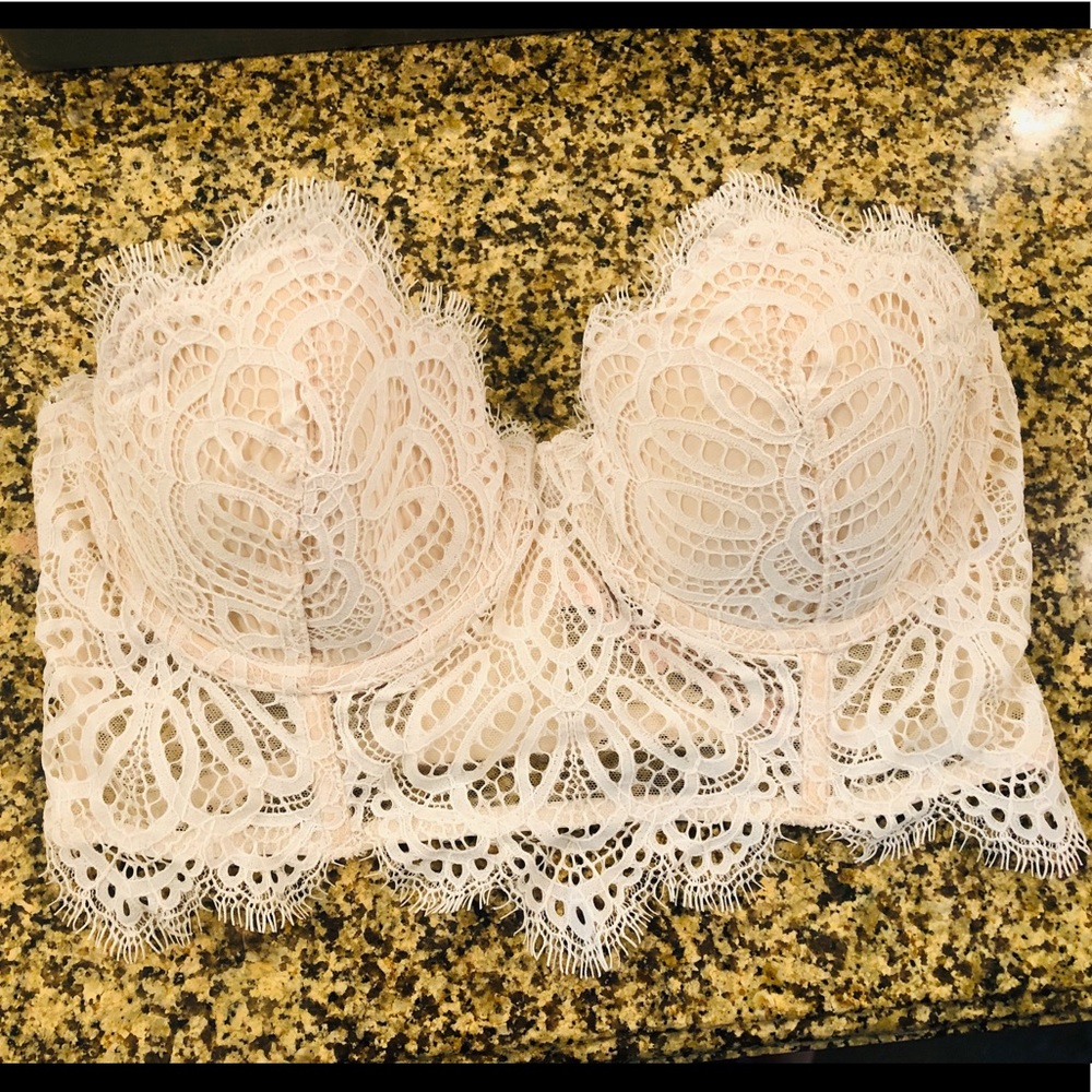Victoria’s Secret lace crop bustier